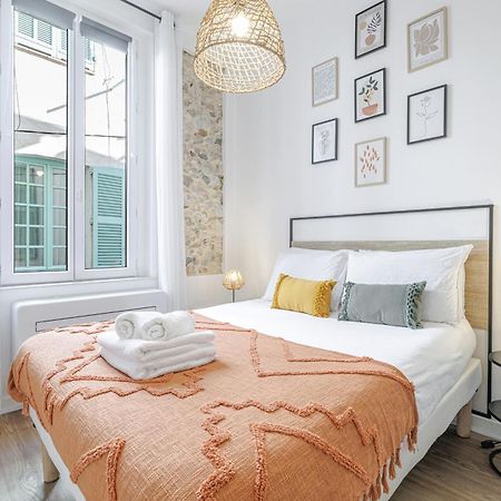 Old Town Antibes Superb New Flat, For 3, Ac, Wi-Fi Lägenhet Exteriör bild