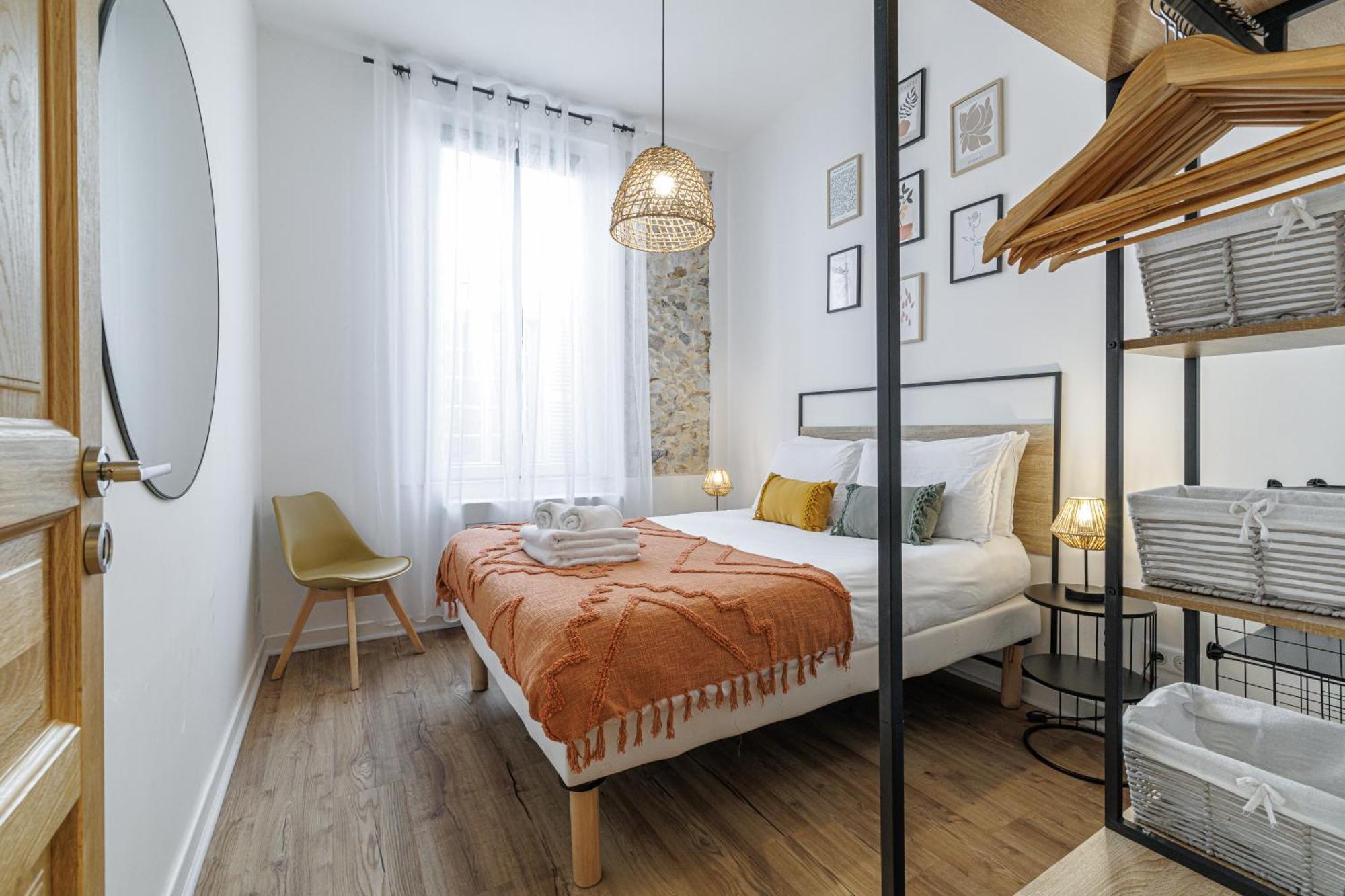 Old Town Antibes Superb New Flat, For 3, Ac, Wi-Fi Lägenhet Exteriör bild