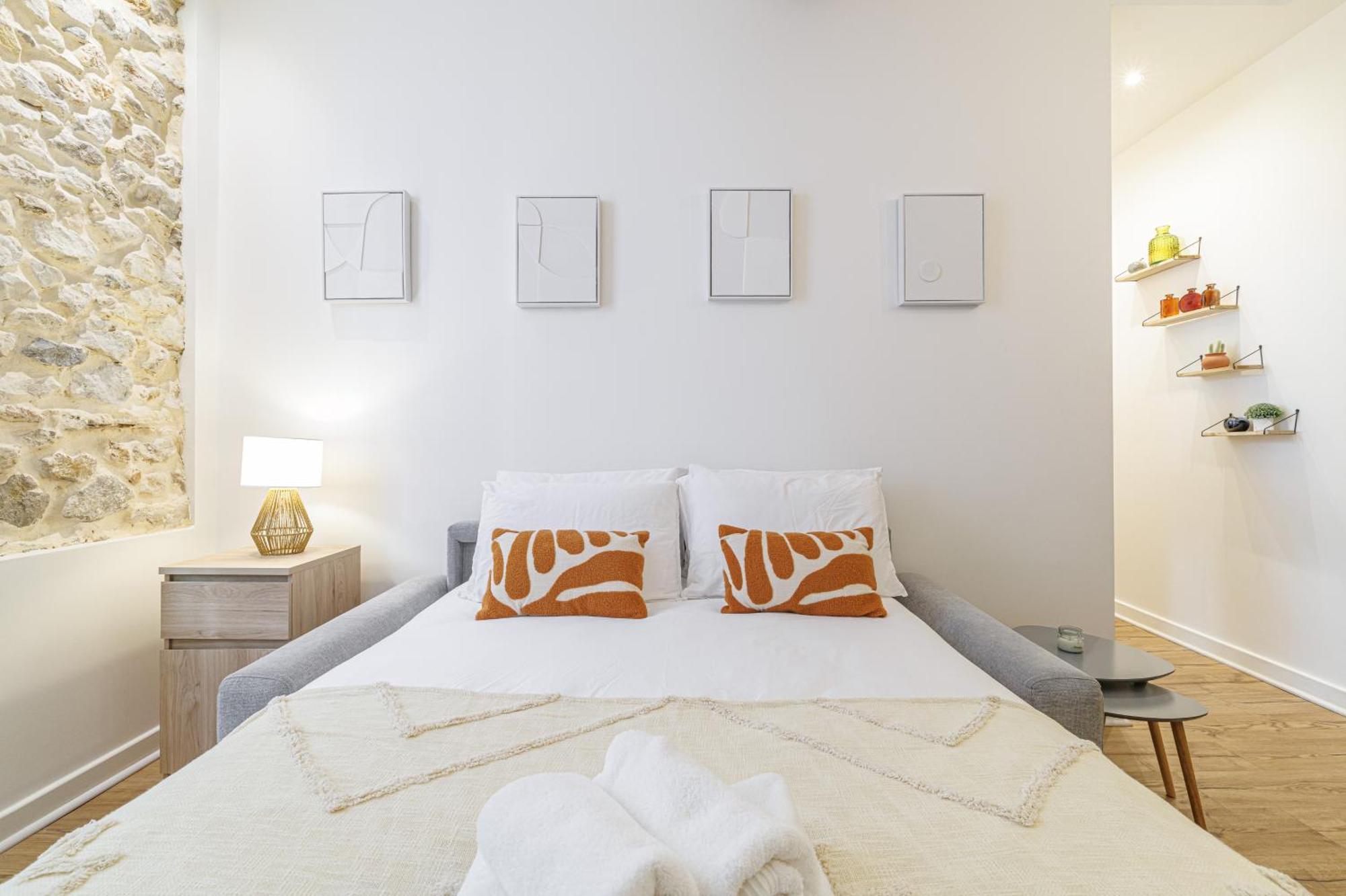 Old Town Antibes Superb New Flat, For 3, Ac, Wi-Fi Lägenhet Exteriör bild